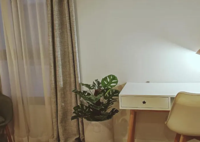 Acogedora Vivienda Con Parking En La Playa De Canteras