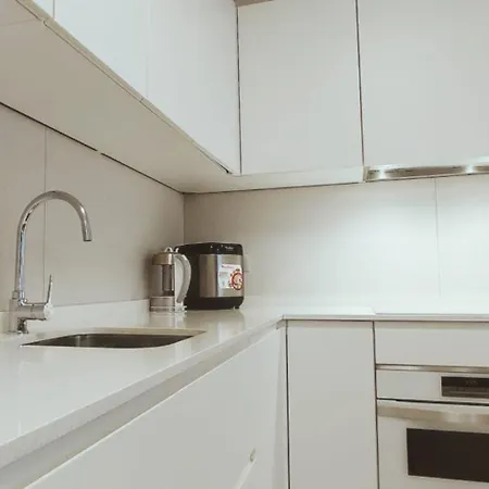 Acogedora Vivienda Con Parking En La Playa De Canteras 펜션