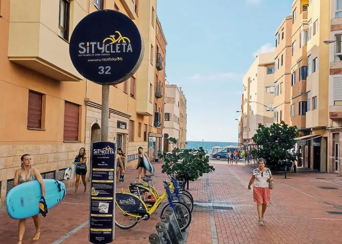 Acogedora Vivienda En La Playa De Canteras